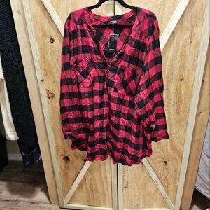 NWT Torrid Size 5 long sleeve plaid shirt
